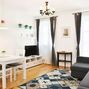 https://santana-3-checkinhome.hotels-lisbon-portugal.com